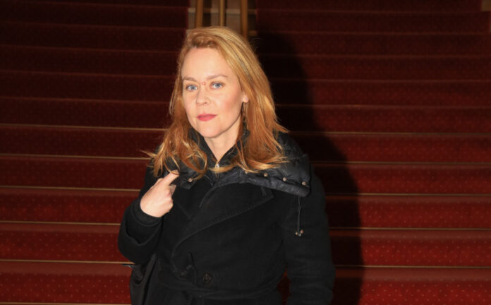 843a3ef14d6cf5abb96efbd7c5a2f30e L.jpg