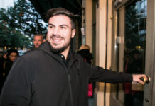 Γενέθλια για τον Πετρετζίκη: Η τούρτα-έκπληξη εμπνευσμένη από το πρόσφατο ατύχημά του και το challenge με τα κρεμμύδια 8826941882a65781f45479e60f8e3629 L.jpg