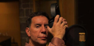 8c6274d7136afbf165e8cd4c8537f1b7 L.jpg