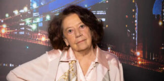 9063dc41c2c96240124631f492056247 L.jpg