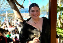 Δανάη Μπάρκα: Χέρι-χέρι με τον Φάνη της μας δείχνει το νέο τους σπίτι στην… Καλαμάτα! 92d8bc2b94bcf08b1f33d9247dc23791 L.jpg