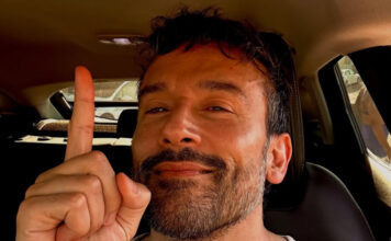 99a5b0d3acd08e8f8aaff8ea80fa4830 L.jpg