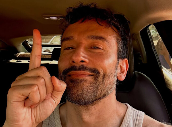 99a5b0d3acd08e8f8aaff8ea80fa4830 L.jpg 99a5b0d3acd08e8f8aaff8ea80fa4830 L.jpg