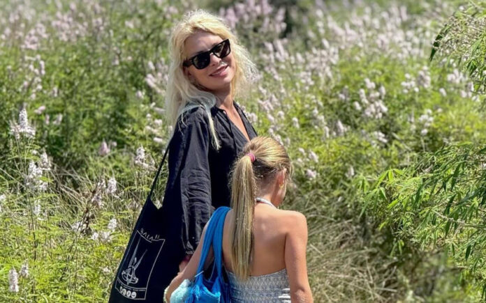 9a1c943eaa33c98b3d3760adf858715e L.jpg