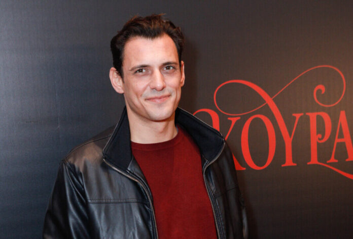 9dffd98cf0748d72835cac59b934d561 L.jpg