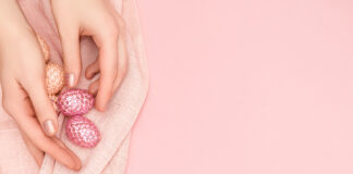 Easter nails 1024x683.jpg