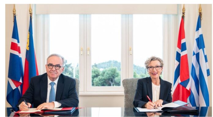 Nikos Papathanasis 1 1.jpg Nikos Papathanasis 1 1.jpg