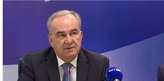 Nikos Papathanasis 1 2.jpg