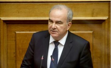 Nikos Papathanasis 1 3.jpg