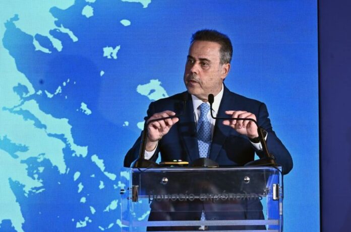 Stauros Papastaurou 1.jpg Stauros Papastaurou 1.jpg