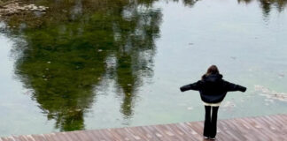 a0f23f46759e25ccfb7c25a3f41c0236 L.jpg