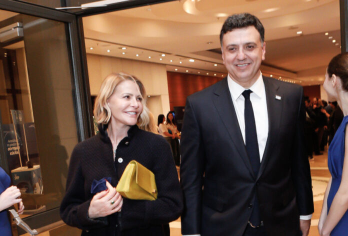 a8e48d1649800be17cb0e21fc1d08c3c L.jpg