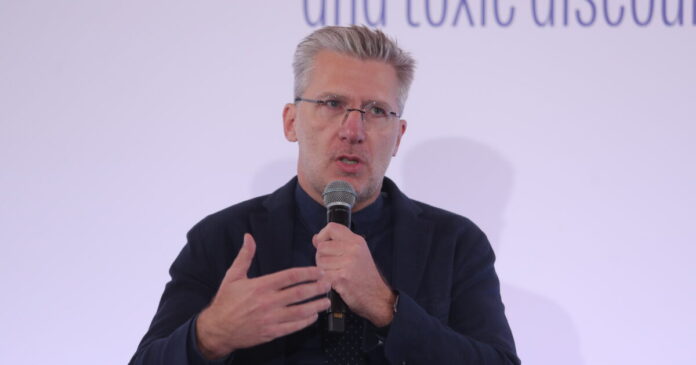 akis skertsos 1200x630.jpg