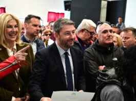 ΠΑΣΟΚ: Και τώρα συνέδριο – Οι κορυφαίοι περιμένουν τα αποτελέσματα και τον Ανδρουλάκη στη γωνία androulakis eurok5 1200x630.jpg