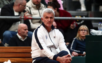 apostolos tsitsipas 1200x630.jpg