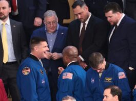 astronauts 1200x630.jpg