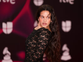 b3e8cb76a3d03dcdcbe19b3073130876 L.jpg