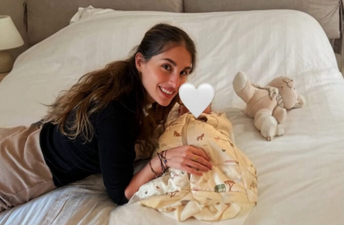 bd9296acca0616742efba703662b83c4 L.jpg