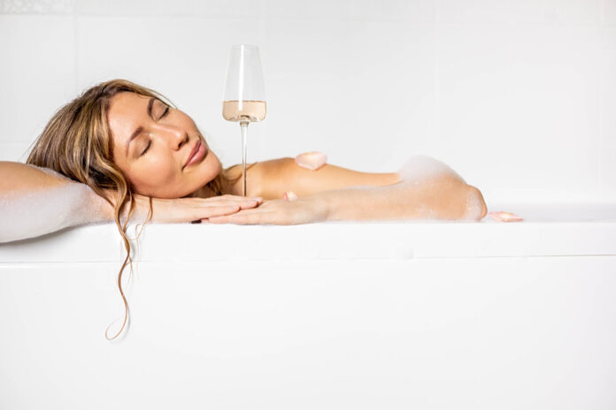 champagne blonde 1024x683.jpg