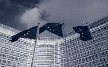 christian lue C241mbgtgys unsplash.jpg