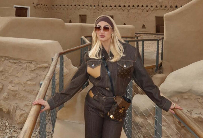 d4d2560cb35145c3553f3032989a0a78 L.jpg