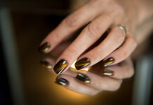 dragon scale nails 1024x682.jpg