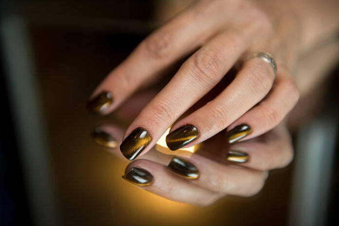 dragon scale nails 1024x682.jpg