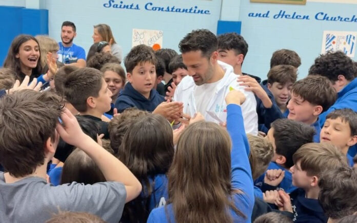 e0c6a79b18c8cd26e9b3d48f1faf3a07 L.jpg