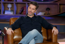 e95589d1b0a5a1afce8c72372bafbacb L.jpg