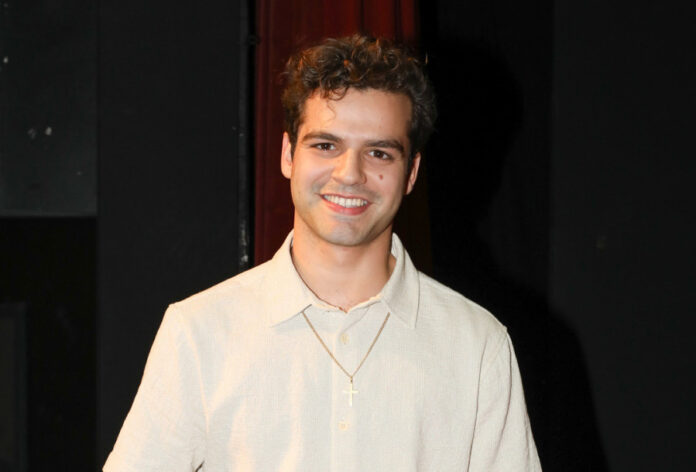 ec06f31f99fc47b91df1f4cb525992af L.jpg