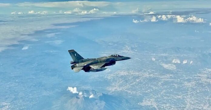 f 16 viper eurokinissi 1200x630.jpg