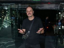 f50f70cdb247ba01fc01f6348b3d31e4 L.jpg