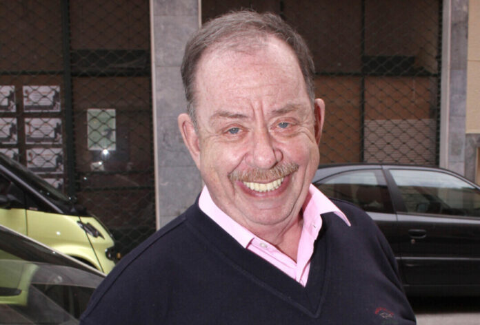 fc8407b54996779ed25fbe57da901636 L.jpg