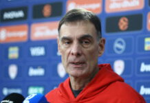 Μπαρτζώκας: Με ενοχλεί όταν κάποιοι μεγάλοι άνθρωποι έρχονται στο γήπεδο και σε βρίζουν, νομίζοντας ότι προσφέρουν κάτι giorgos mpartzokas eurokinissi 2 1200x630.jpg