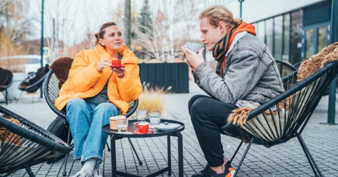 gynaikes kafe kryo istock 1200x630.jpg