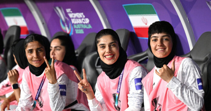 iran football gynaikes reuters 1200x630.jpg