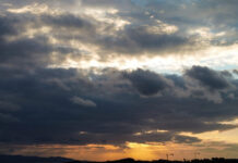 Καιρός αύριο: Συννεφιά σε Αττική και Θεσσαλονίκη – Βροχές, καταιγίδες και χιόνια σε άλλες περιοχές kairos 10 1200x630.jpg