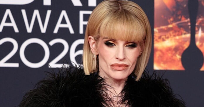 kelly osbourne ape 1200x630.jpg