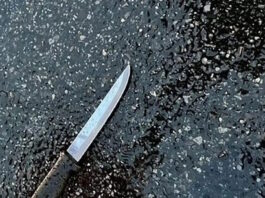 knife maxairi reuters 1200x630.jpg