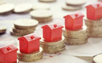 kokkina daneia 1.jpg