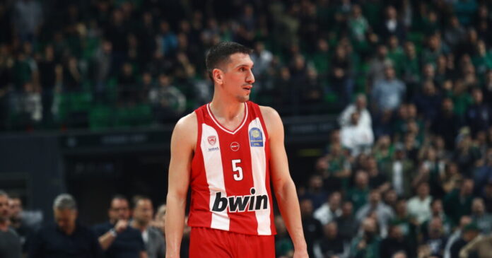 larentzakis 1200x630.jpg