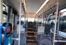 Άγρια επίθεση σε λεωφορείο στη Γλυφάδα: Κάρφωσε στυλό στο μάτι επιβάτη – Κουβαλούσε και μαχαίρι lewforeio eswteriko eurok 1200x630.jpg