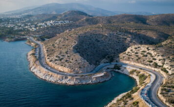 limanakia vouliagmeni 1200x630.jpg