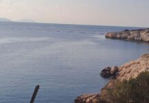 Βουλιαγμένη: Σταμάτησε η επιχείρηση διάσωσης για τον δύτη – Σχεδιάζεται νέα για τον ασφαλή απεγκλωβισμό του limanakia vouliagmeni newsit 1200x630.jpg