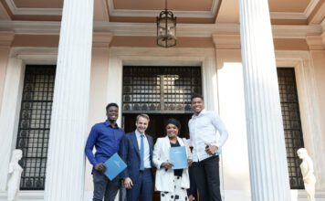 mitsotakis eurok 1200x630.jpg