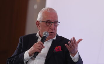 nikitas kaklamanis 1200x630.jpg