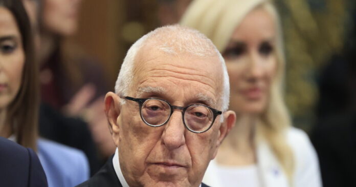 nikitas kaklamanis 4 1200x630.jpg