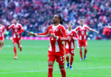 Bundesliga: Επιστροφή στις νίκες με «τεσσάρα» για την Μπάγερν Μονάχου olise 1200x630.jpg