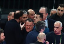 Ολυμπιακός: «Άνθρωπος που συνοδεύει τους διαιτητές είπε στον Μπαρτζώκα «Φύγε από εδώ ρε μ@@@κα» olympiacos bartzokas 1200x630.jpg