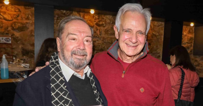 party peiraios 131 4 1200x630.jpg